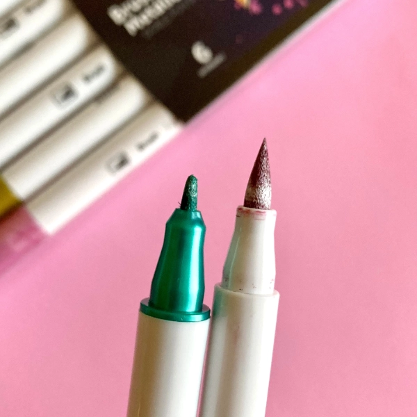 Vista adicional de Brush Pens Metálicos Adix — Doble punta